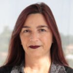 Rogéria Leoni Cruz